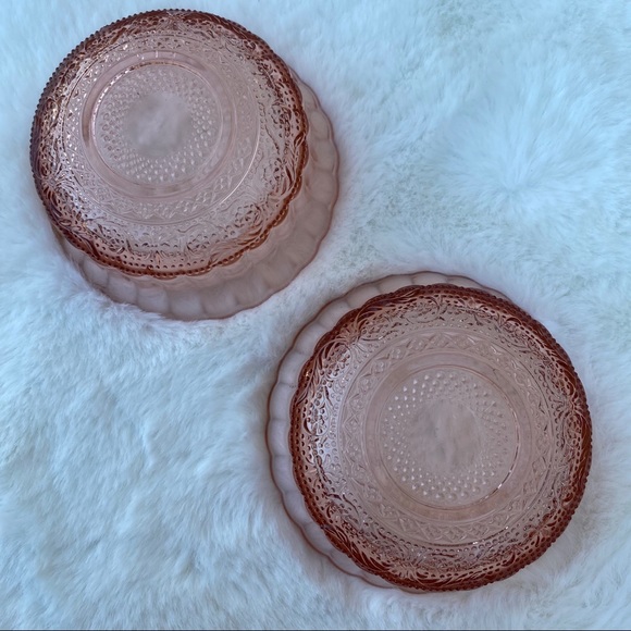 Set of two Pink Glass Bowls - Picture 6 of 8